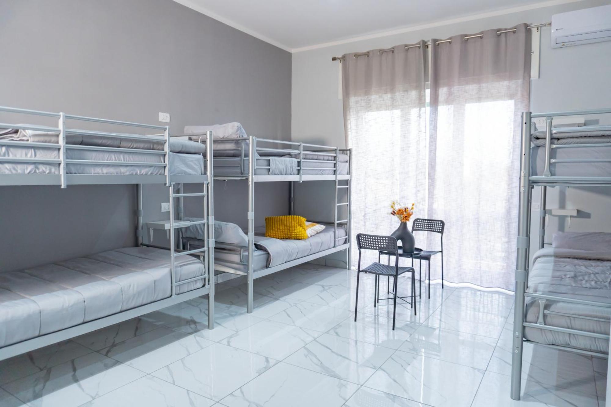 Auberge de jeunesse Partenope Naples