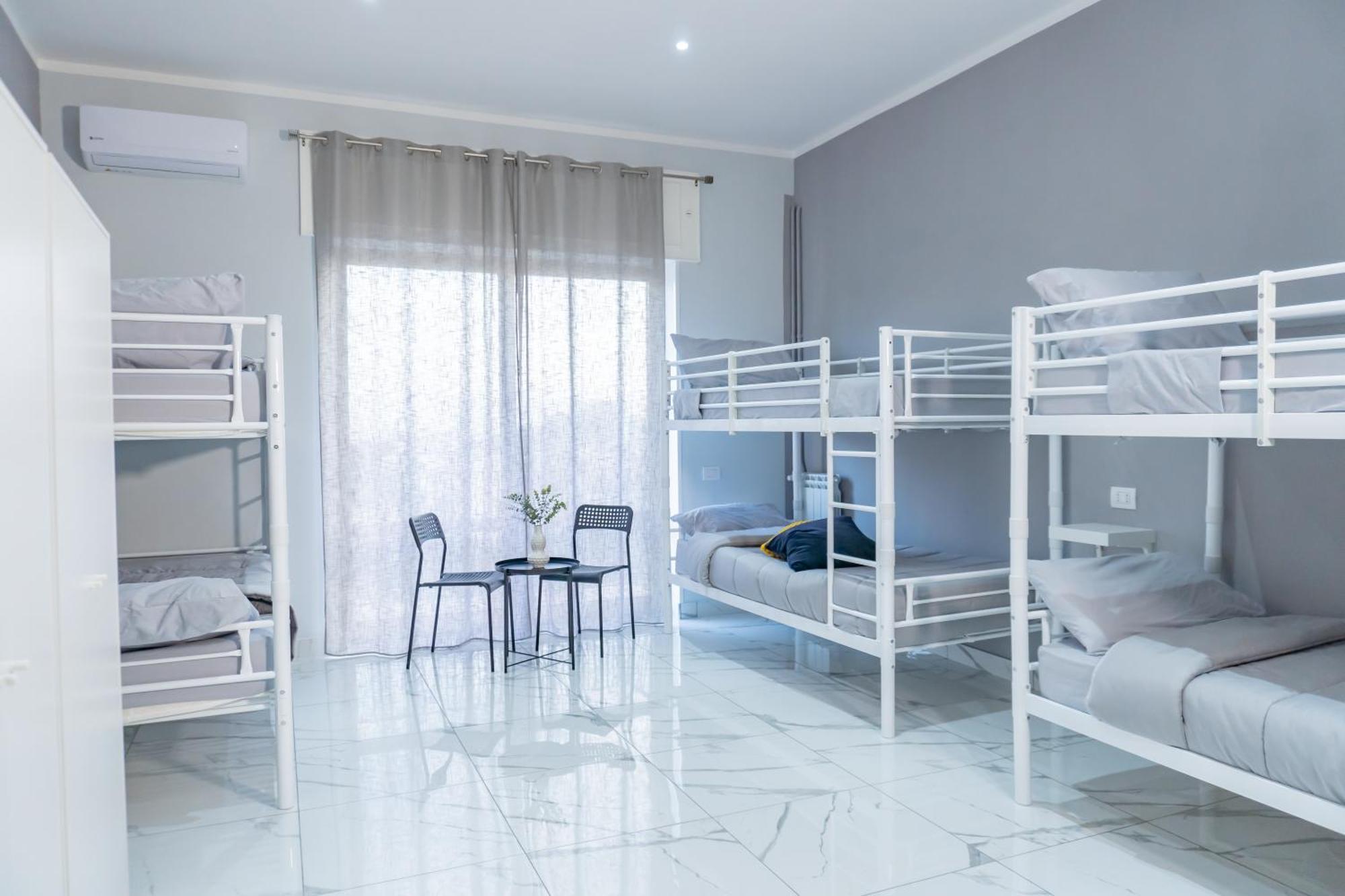 Auberge de jeunesse Partenope Naples